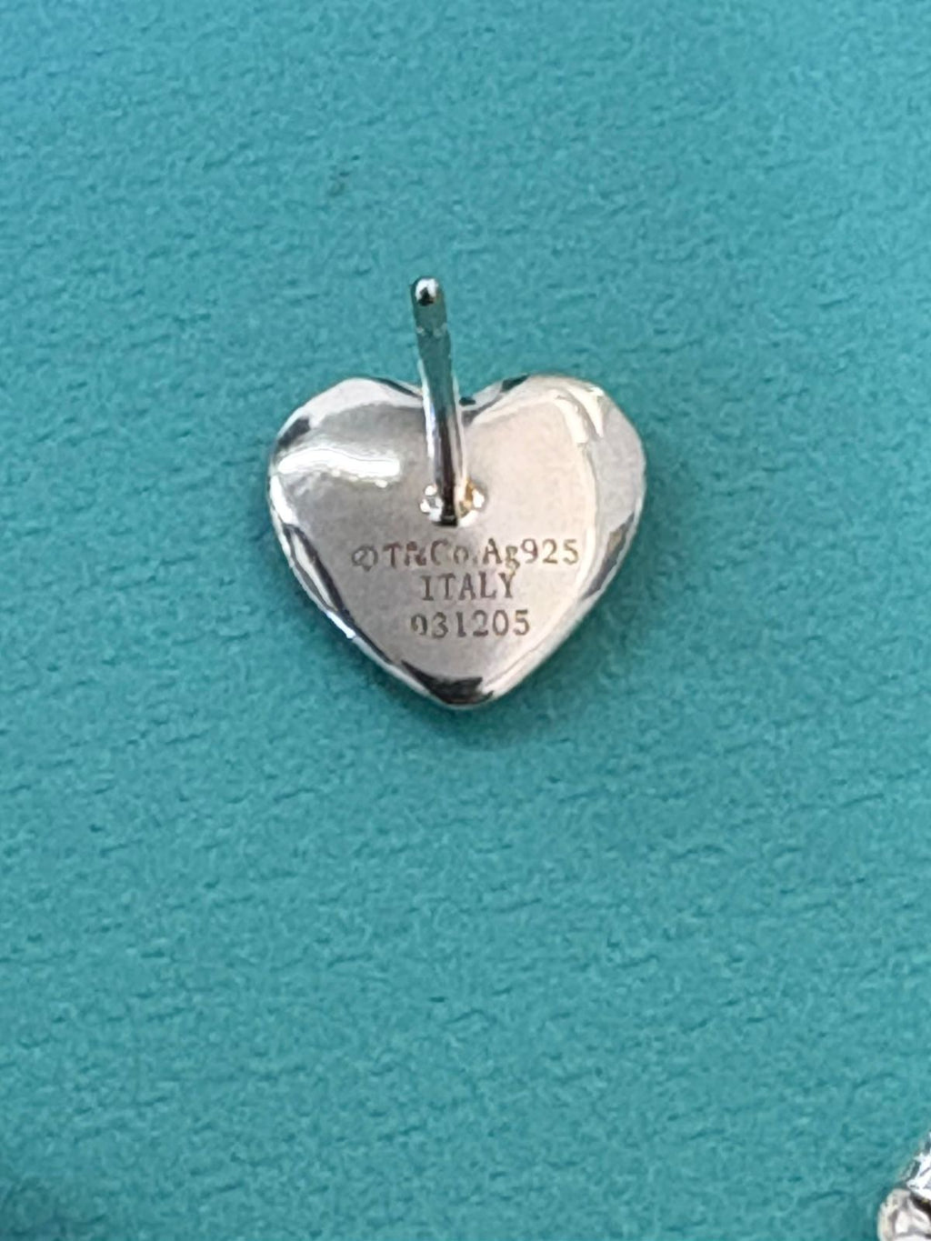 Aretes Tiffany & Co. Full Heart en Plata Fina | Second Hand